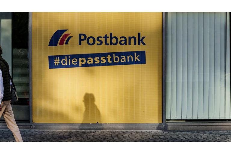 Im Tarifkonflikt bei der Postbank macht Verdi erneut mit Warnstreiks Druck. (Archivbild)