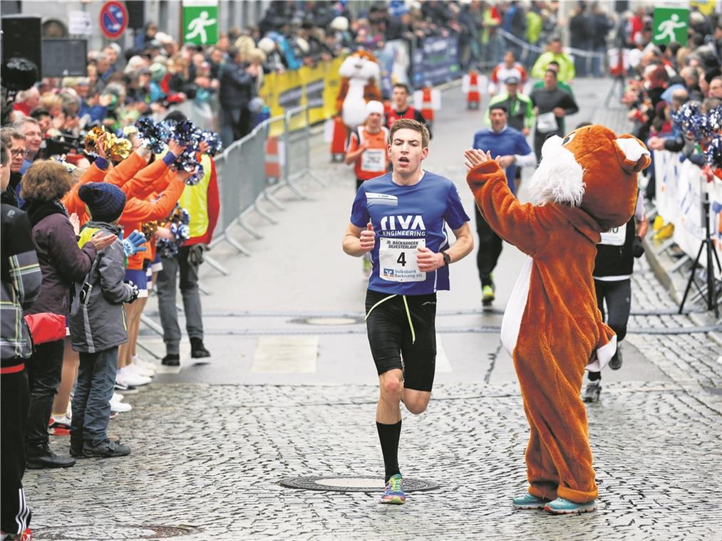 Im Vorjahr noch Zweiter hinter Marcel Fehr, will sich Jens Mergenthaler vom Publikum in Backnang nun zum Sieg treiben lassen. Foto: A. Becher