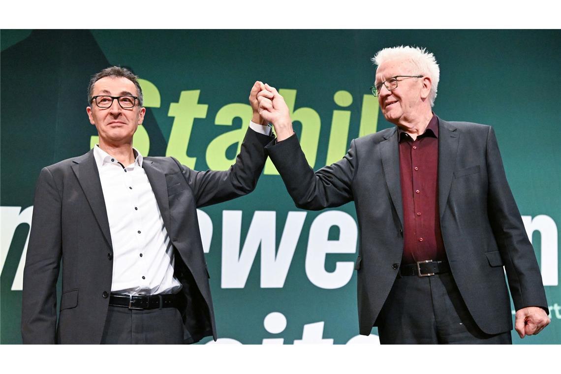 Im Wahlkampf versuchte Özdemir, sich als natürlichen Nachfolger von Ministerpräsident Winfried Kretschmann (Grüne) zu inszenieren. (Archivbild)