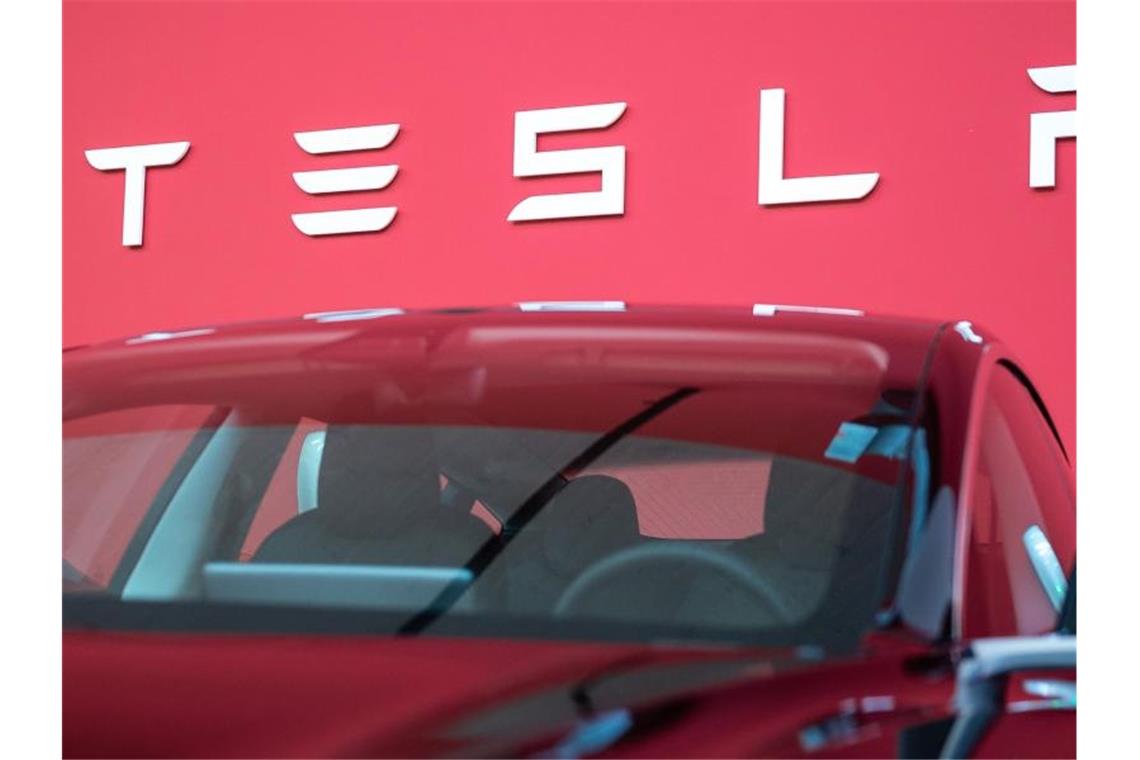 Im Jahr 2020 will Tesla mehr als 500.000 Autos ausliefern. Foto: Silas Stein/dpa