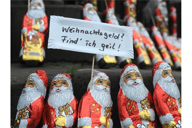 Immer mehr Tarifbeschäftigte in Deutschland erhalten Weihnachtsgeld. Foto: Ingo Wagner/dpa