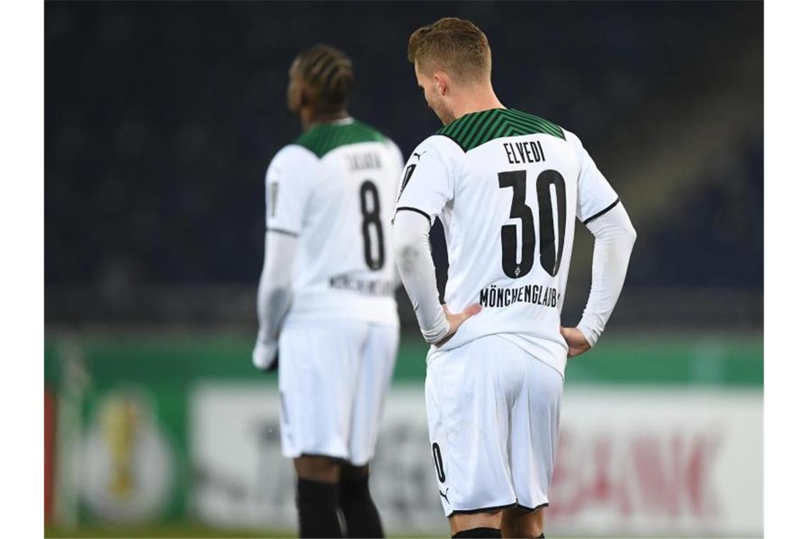 Darüber spricht die Liga: Corona und Gladbacher Krise Immer wenn man das Gefühl hat, dass die Borussia wieder auf dem Weg nach oben ist, geht es wieder bergab. Foto: Swen Pförtner/dpa