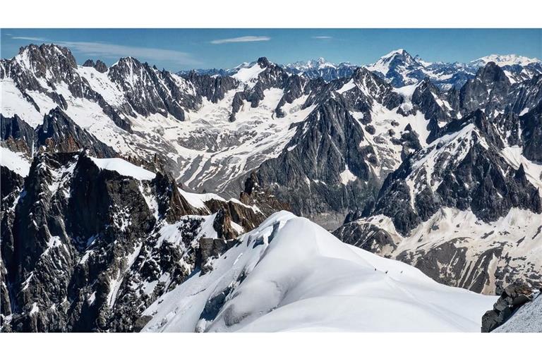 Immer wieder kommen im Mont-Blanc-Massiv Alpinisten ums Leben. (Archivbild)