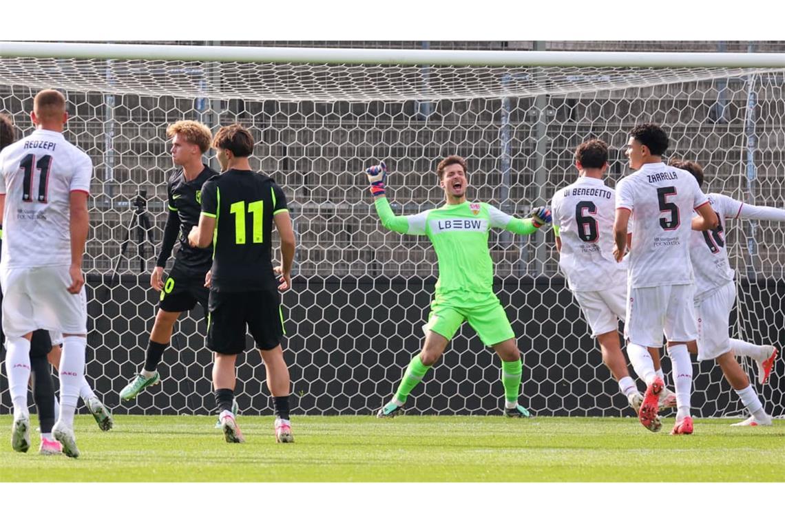Impressionen vom Youth-League-Spiel der VfB-U19 gegen Atletico Madrid