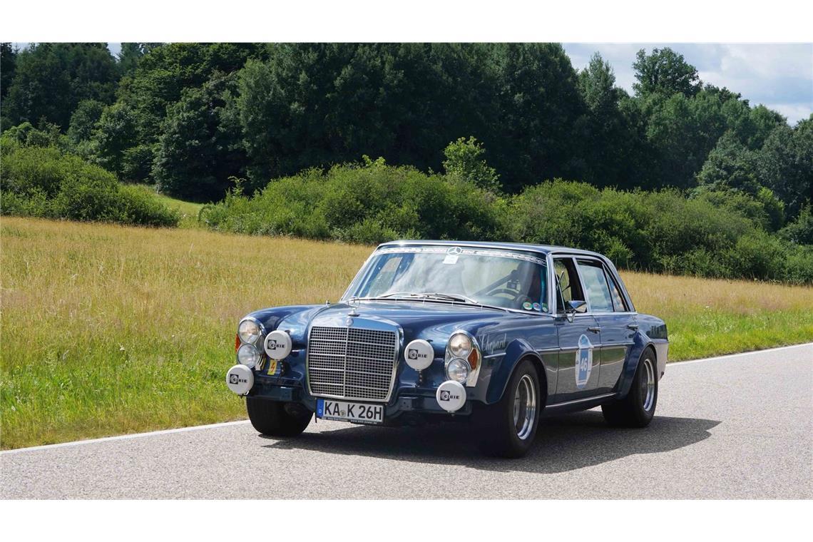 Rund 150 Oldtimer cruisen durch Baden-Württemberg Impressionen von der „Bosch Boxberg Klassik“ am Samstag