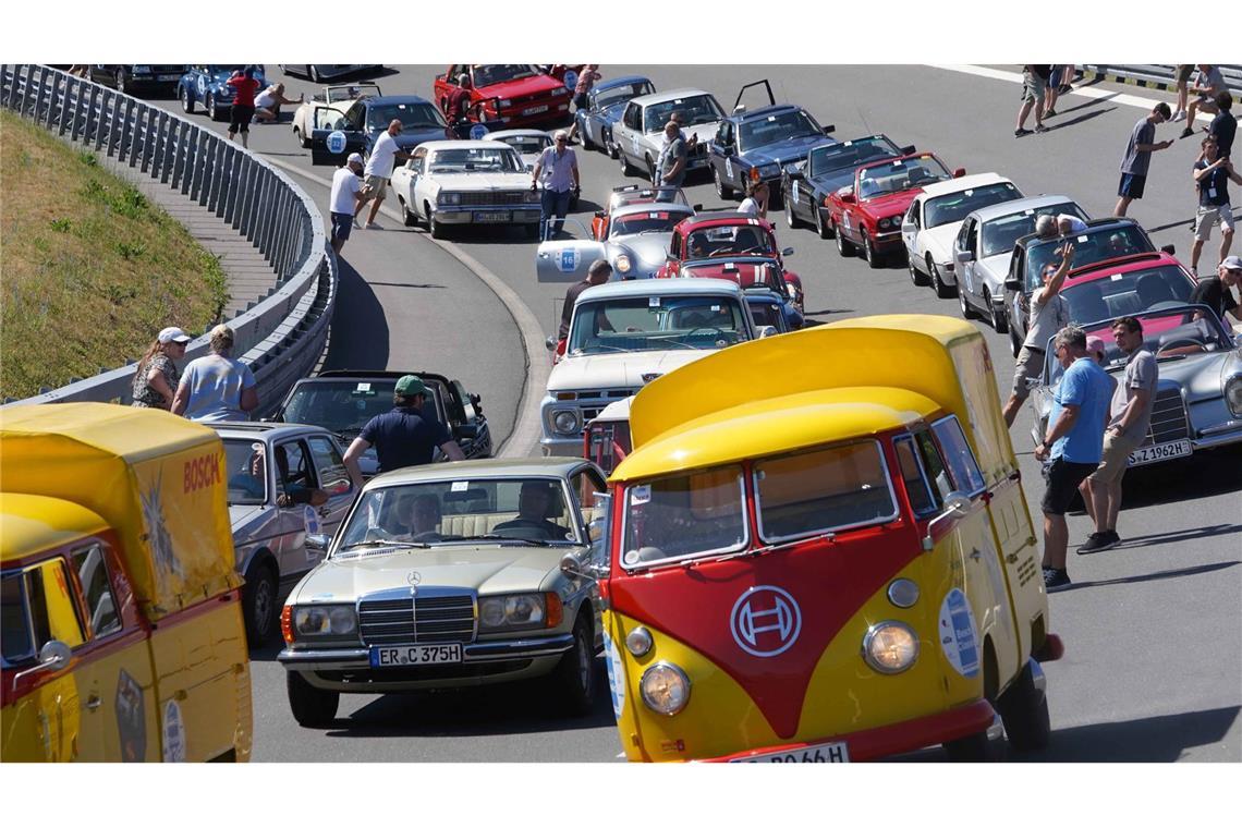 Rund 150 Oldtimer cruisen durch Baden-Württemberg Impressionen von der „Bosch Boxberg Klassik“ am Sonntag