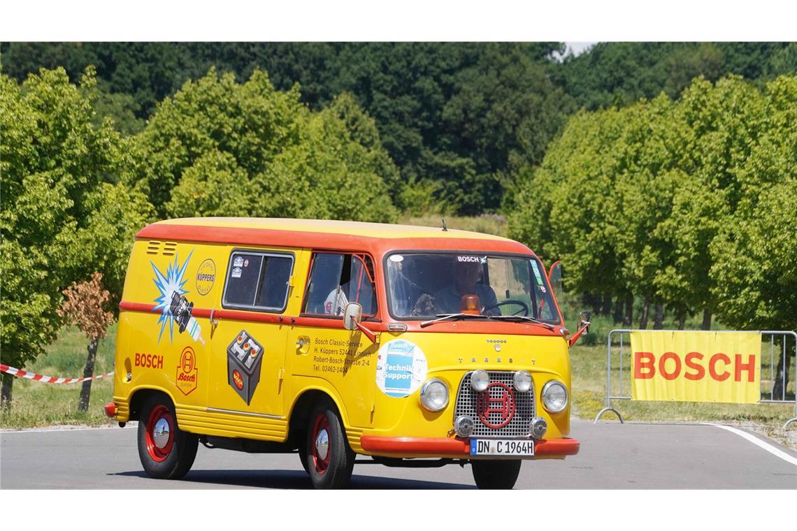 Rund 150 Oldtimer cruisen durch Baden-Württemberg Impressionen von der „Bosch Boxberg Klassik“ am Sonntag