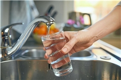In Allmersbach ist am Morgen die Wasserversorgung teilweise gestört gewesen. Symbolfoto: Stock.adobe.com