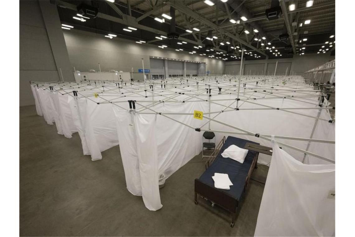 In Austin im Bundesstaat Texas ist ein Behelfskrankenhaus in einem Veranstaltungszentrum aufgebaut worden. Foto: Bob Daemmrich/ZUMA Wire/dpa