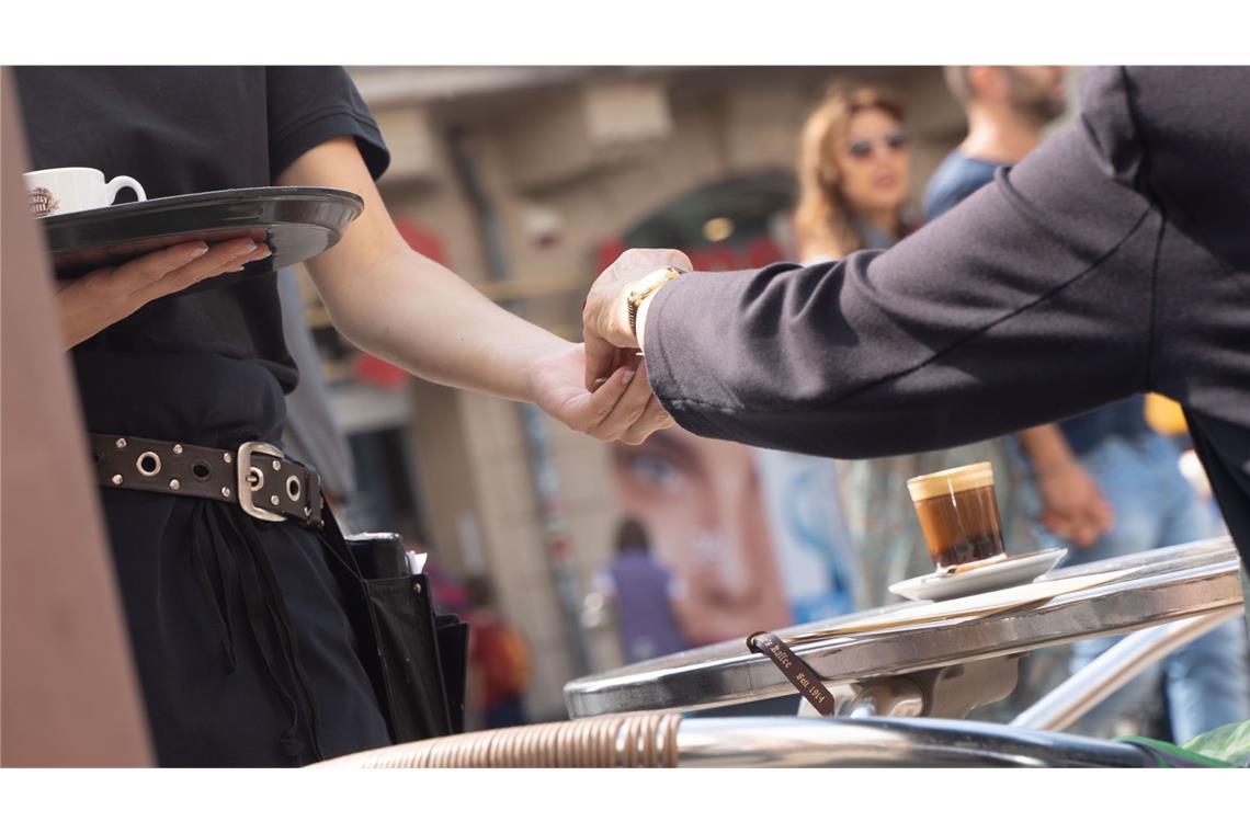 In Baden-Württemberg hat sich die Zahl der Beschäftigten mit Minijob-Nebenjob binnen 20 Jahren mehr als verdoppelt (Symbolfoto).