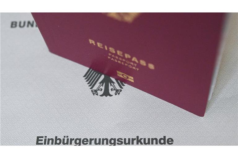 In Baden-Württemberg ist die Zahl der Einbürgerungen auf Rekordniveau. (Symbolbild)