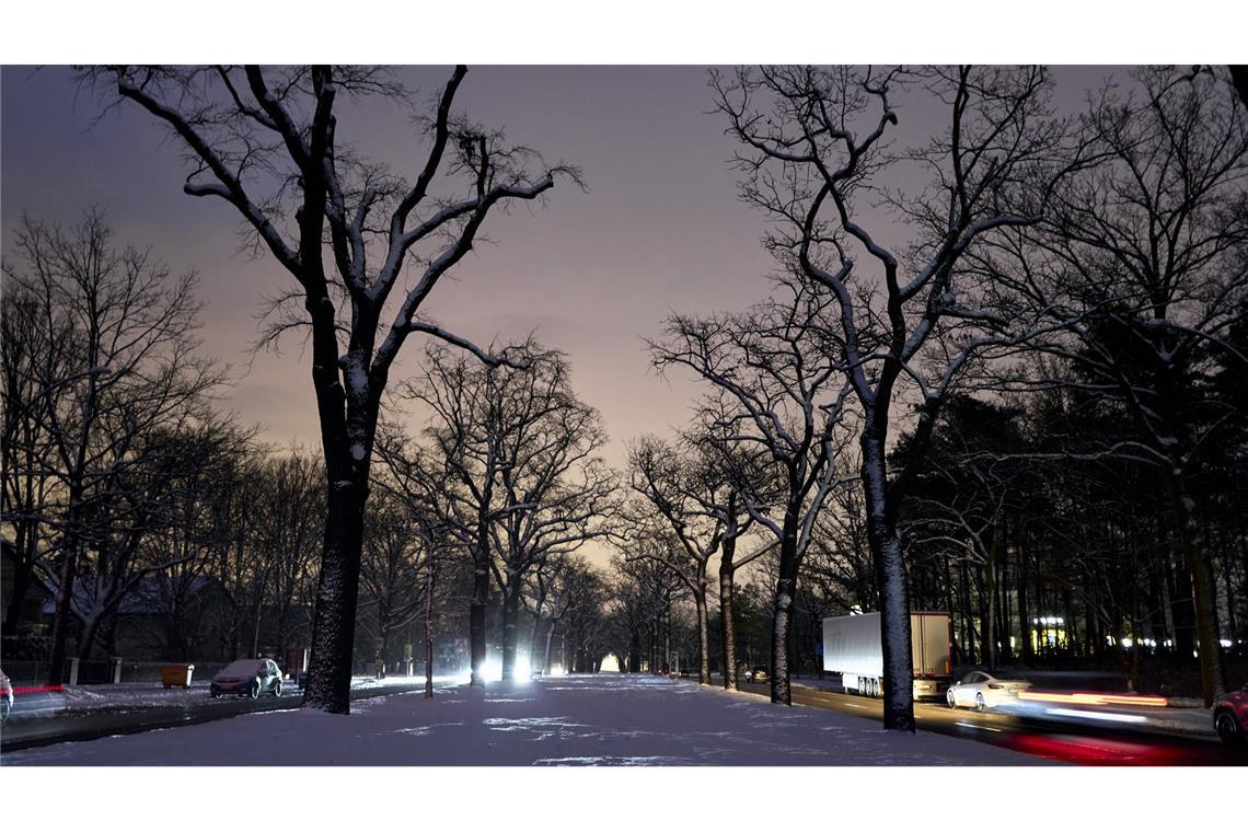 In Berlin sitzen Zehntausende Haushalte weiter im Dunkeln.