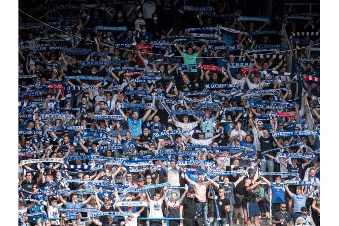 In Bochum waren 12.548 Fans im Stadion. Foto: Fabian Strauch/dpa