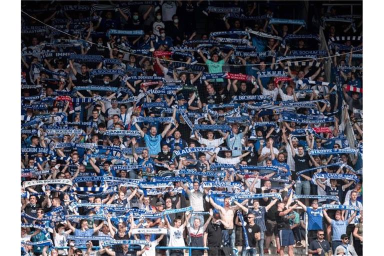 In Bochum waren 12.548 Fans im Stadion. Foto: Fabian Strauch/dpa