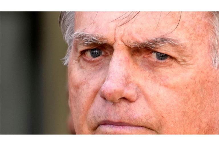 In Brasilien hat das Oberste Gericht mit der Urteilsfindung gegen den früheren Präsidenten Jair Bolsonaro begonnen. (Archivbild)
