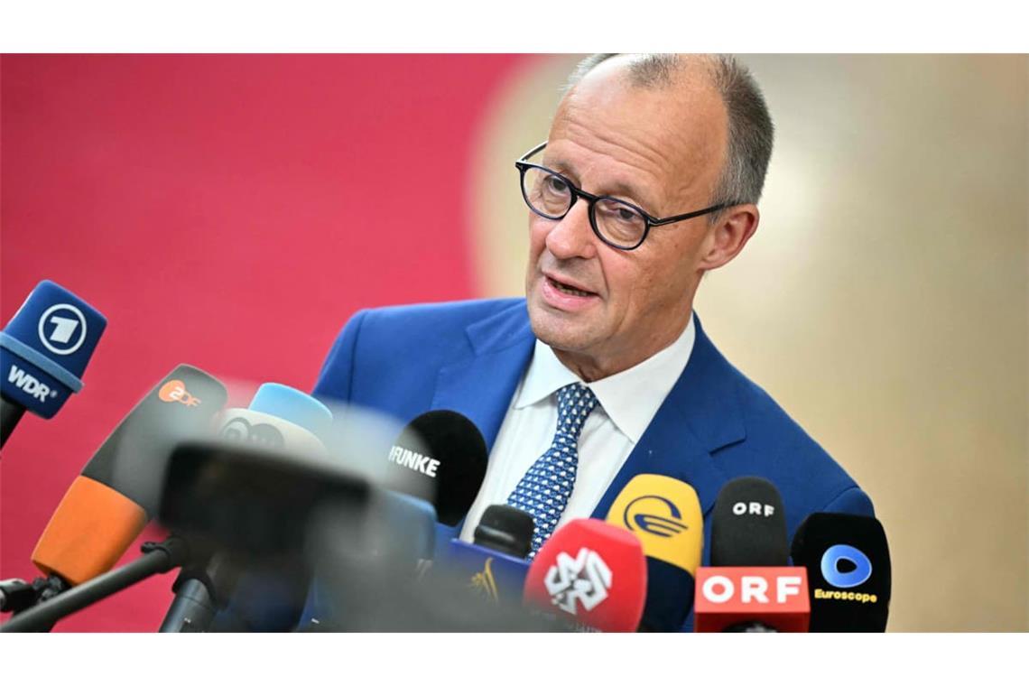 In Brüssel will Merz für einen kleineren EU-Haushalt kämpfen. Der Vorschlag aus Irland geht dem Bundeskanzler nicht weit genug. „Das kann sich kein Mitgliedsland leisten“, so Merz.