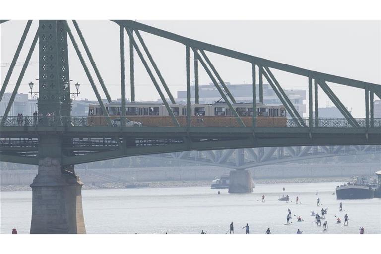 In Budapest ist das Schwimmen in der Donau punktuell möglich. (Archivbild)