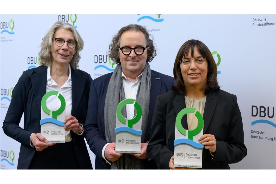 Steinmeier beim Umweltpreis: Klima nicht vernachlässigen In Chemnitz ist der mit einer halben Million Euro dotierte Deutsche Umweltpreis vergeben worden.
