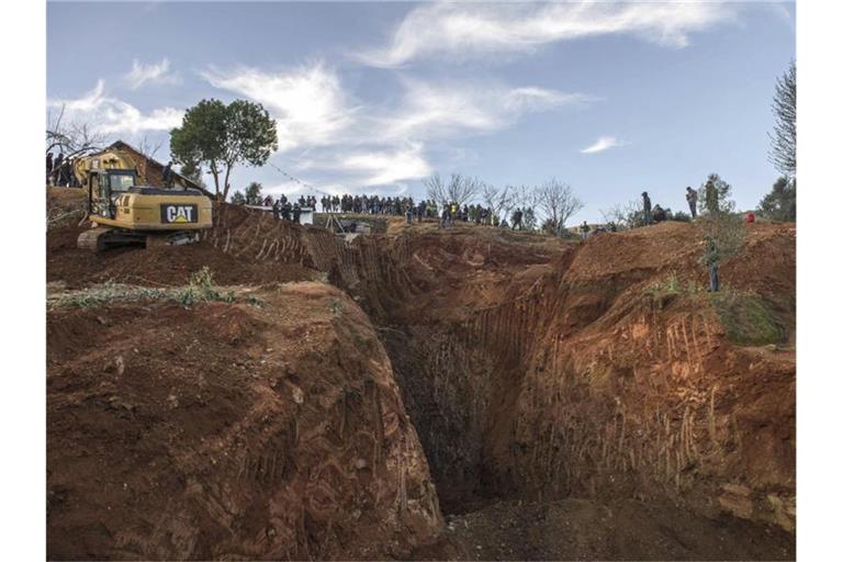 In dem Ort Chefchaouen fiel der Junge 32 Meter tief in den ungesicherten Brunnenschacht. Foto: --/AP/dpa