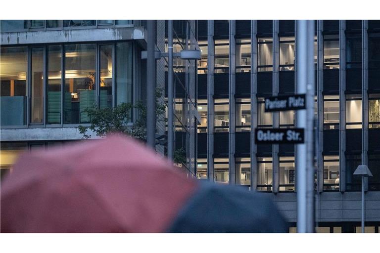 In den kommenden Tagen wird es nass im Südwesten. (Symbolbild)