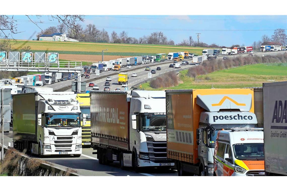 In den Pfingstferien wird auch am Engelbergtunnel wieder Stau erwartet.