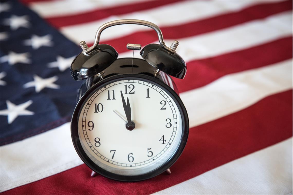 In den USA droht ein neuer Government-Shutdown. Welche politischen Konflikte dahinterstehen, wann die Entscheidung fällt und welche Folgen ein Stillstand für Verwaltung und Wirtschaft hätte.