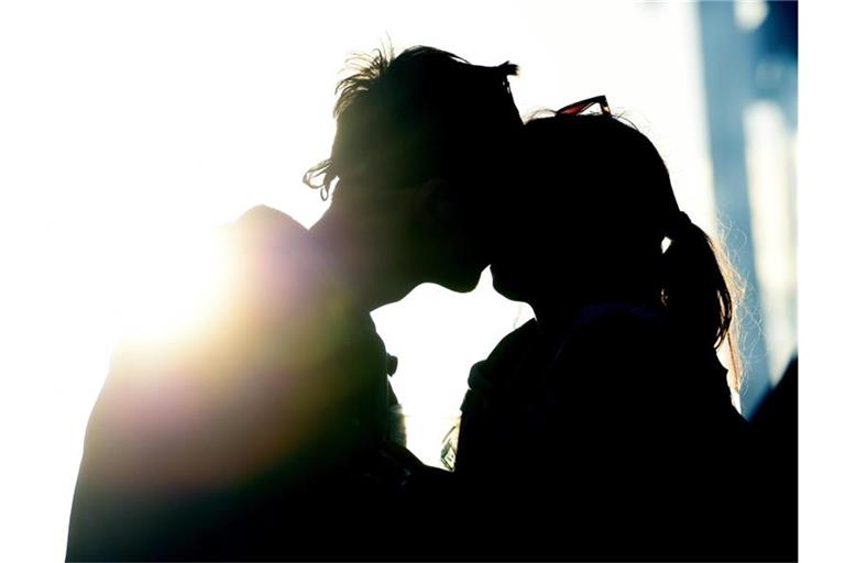 In den vergangenen zehn Jahren sei die Zahl der Meldungen von Opfern und Angehörigen durch "Loverboys" gestiegen. Symbolbild: Alexander Körner Foto: Alexander Körner