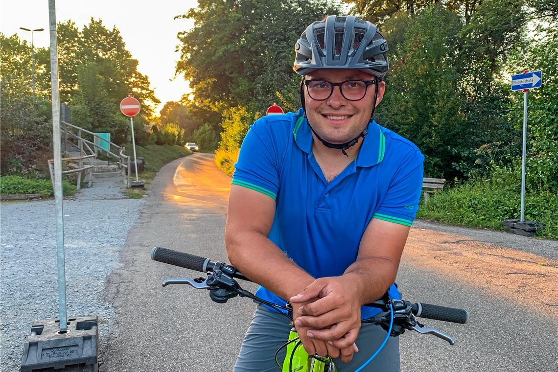 In der Abendsonne unterwegs: Florian Feuchter aus Sechselberg liebt es, zur Entspannung nach Feierabend eine Runde auf dem Rad zu drehen.