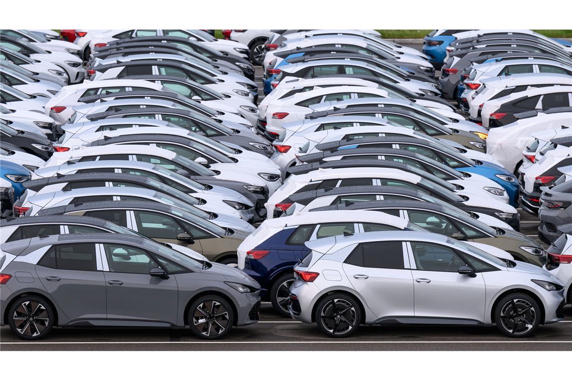 Dax-Konzerne machen deutlich weniger Gewinn In der Autobranche sinken die Gewinne.