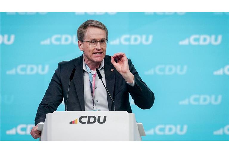 In der CDU ist Schleswig-Holsteins Ministerpräsident Daniel Günther einer der Vorreiter eines Social-Media-Verbots für junge Menschen. (Archivbild)