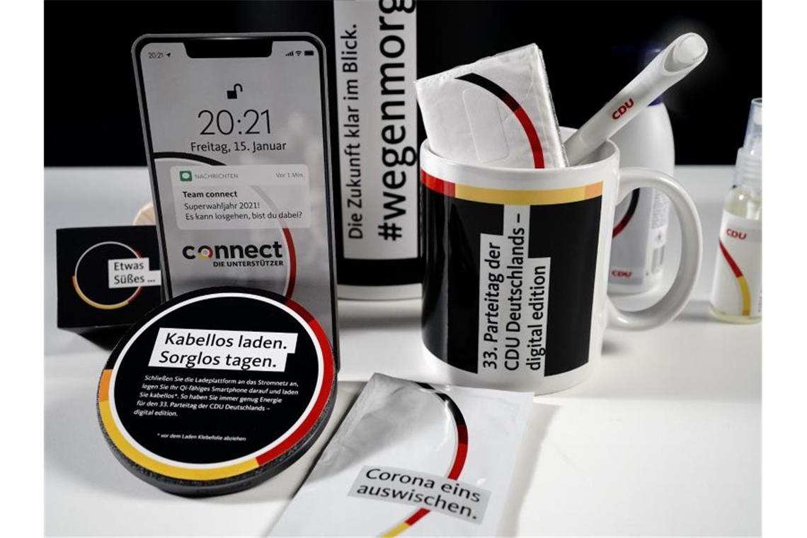 CDU-Gremien bereiten digitalen Wahlparteitag vor In der CDU-Parteizentrale in Berlin wird das Willkommenspaket für die Delegierten des bevorstehenden digitalen Bundesparteitags der CDU vorbereitet. Foto: Kay Nietfeld/dpa