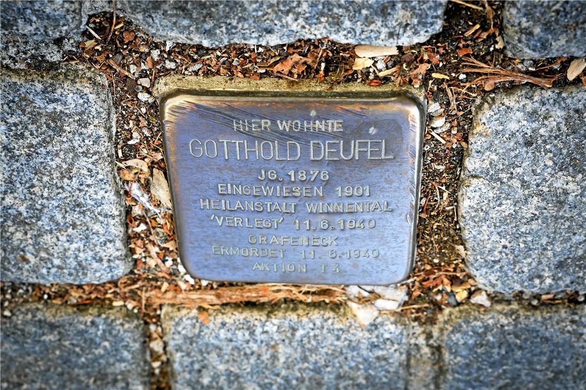 In der Erbstetter Straße wird an Gotthold Deufel erinnert. Foto: Alexander Becher