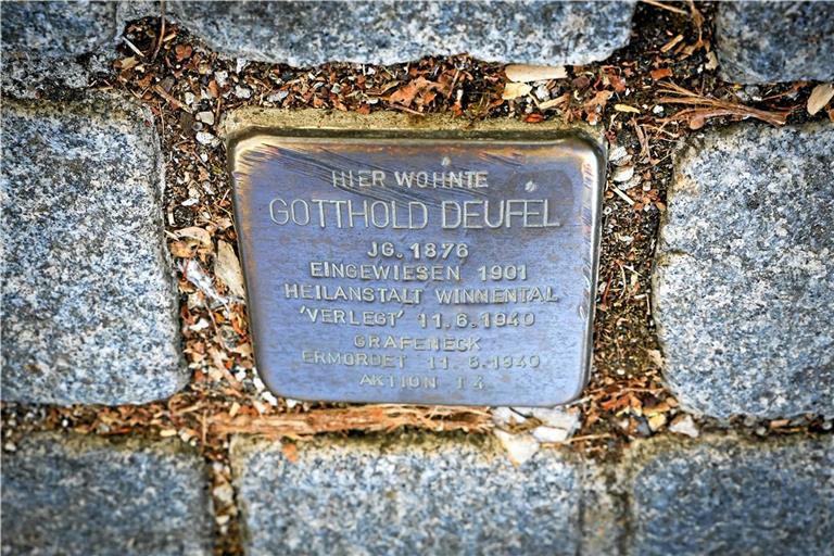 In der Erbstetter Straße wird an Gotthold Deufel erinnert. Foto: Alexander Becher