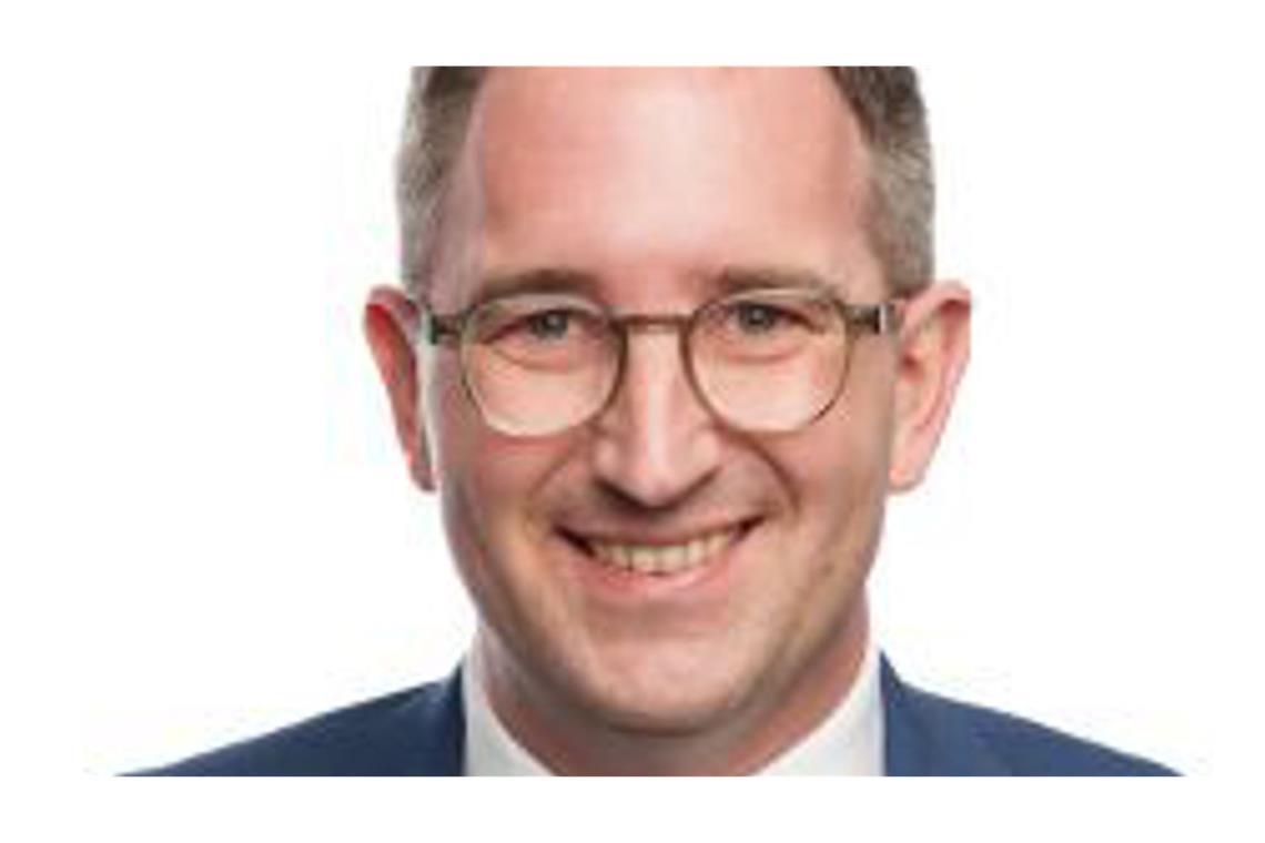 Vor allem Pforzheim sorgt für Nervosität In der ersten Amtszeit lief es gut für Sebastian Frei. Jetzt naht mit der Badsanierung seine Bewährungsprobe in Bad Rappenau.