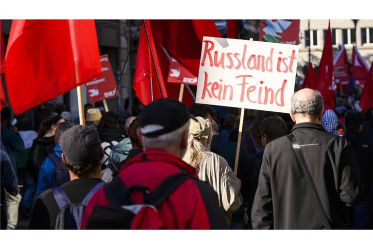 In der Friedensbewegung hat Russland trotz des völkerrechtswidrigen Angriffs auf die Ukraine viele Freunde.