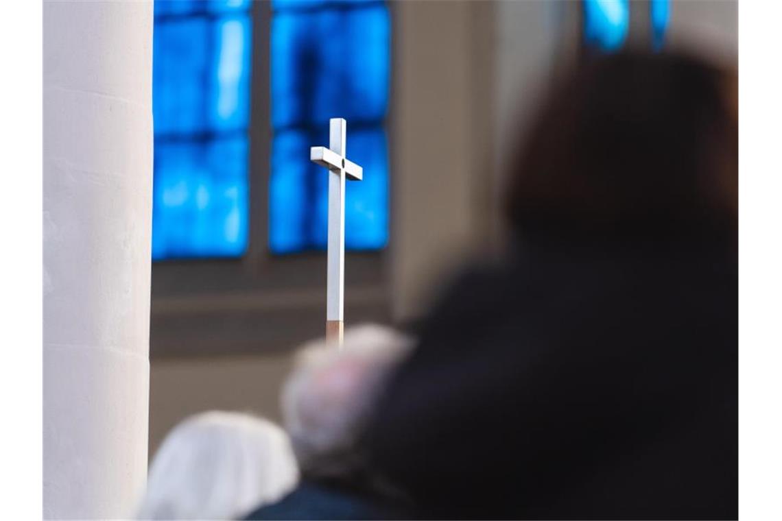 Solidaritätsaktion mit Missbrauchsopfern In der Gemeinde Maria Geburt fand anstatt des Sonntagsgottesdienstes eine Solidaritätsaktion mit den Missbrauchsopfern der katholischen Kirche statt. Foto: Nicolas Armer/dpa