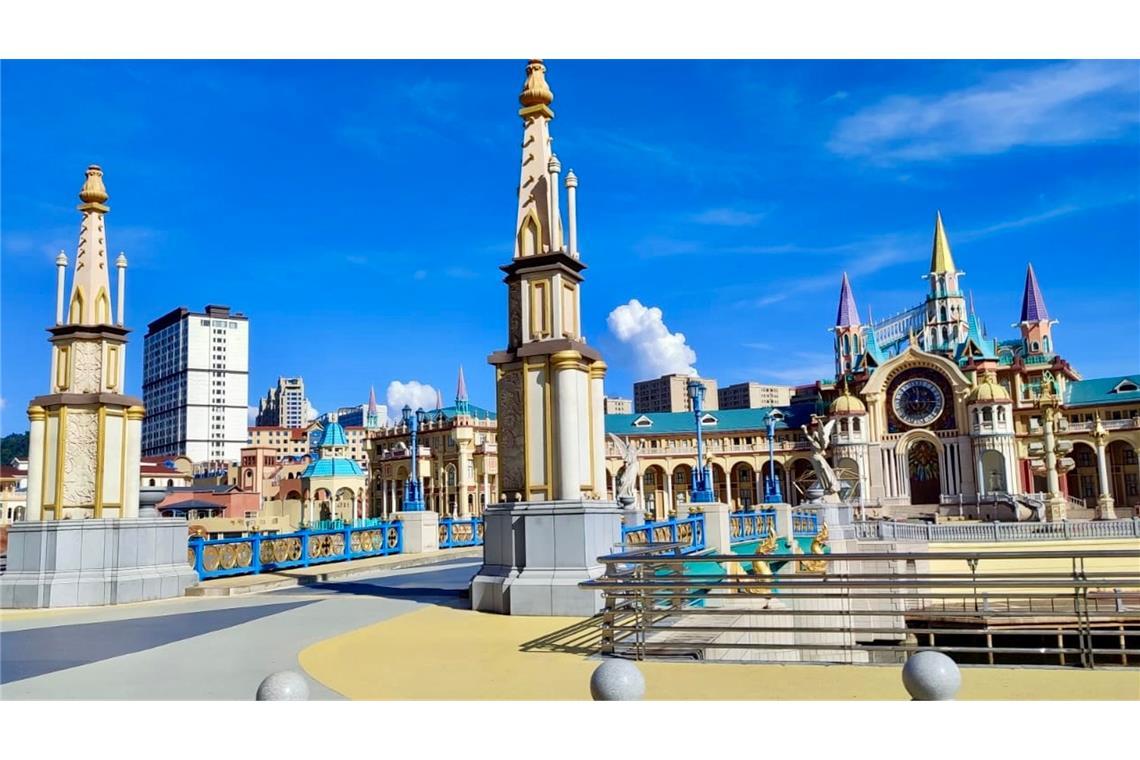 In der Glücksspiel-Enklave wird überall gebaut.