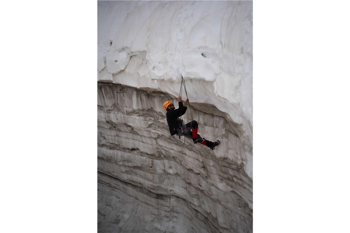Traumjob für 14 Monate im ewigen Eis In der intensiven viermonatigen Vorbereitung absolvierte Hannes Keck unter anderem einen Gletscher- und Brandschutzkurs und viele spezifische Weiterbildungen. Foto: Michael Trautmann