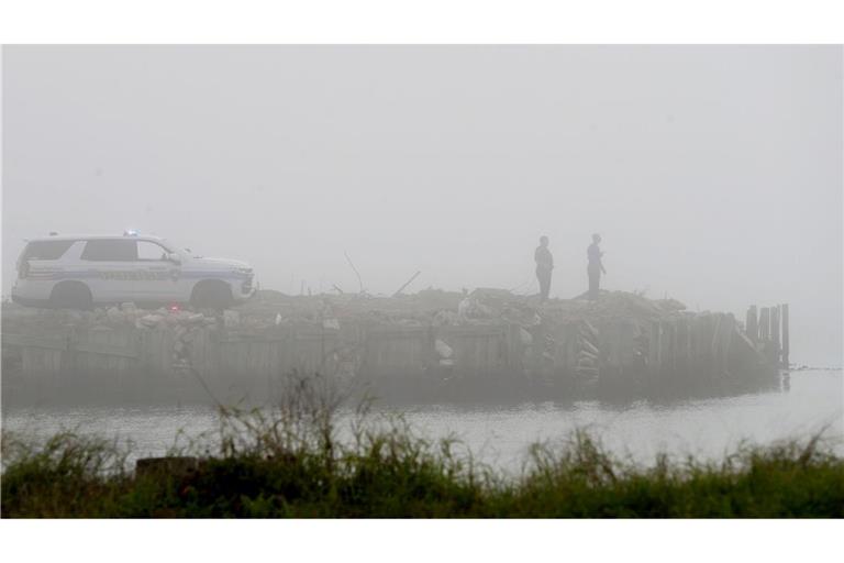 In der Maschine der mexikanischen Marine saßen vier Patienten mit Brandverletzungen, die in den USA behandelt werden sollten.