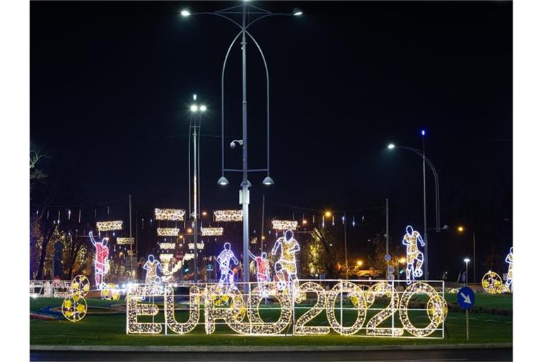 In der rumänischen Haupstadt Bukarest findet die Gruppenauslosung für die Fußball Europameisterschaft 2020 statt. Foto: Christian Charisius/dpa