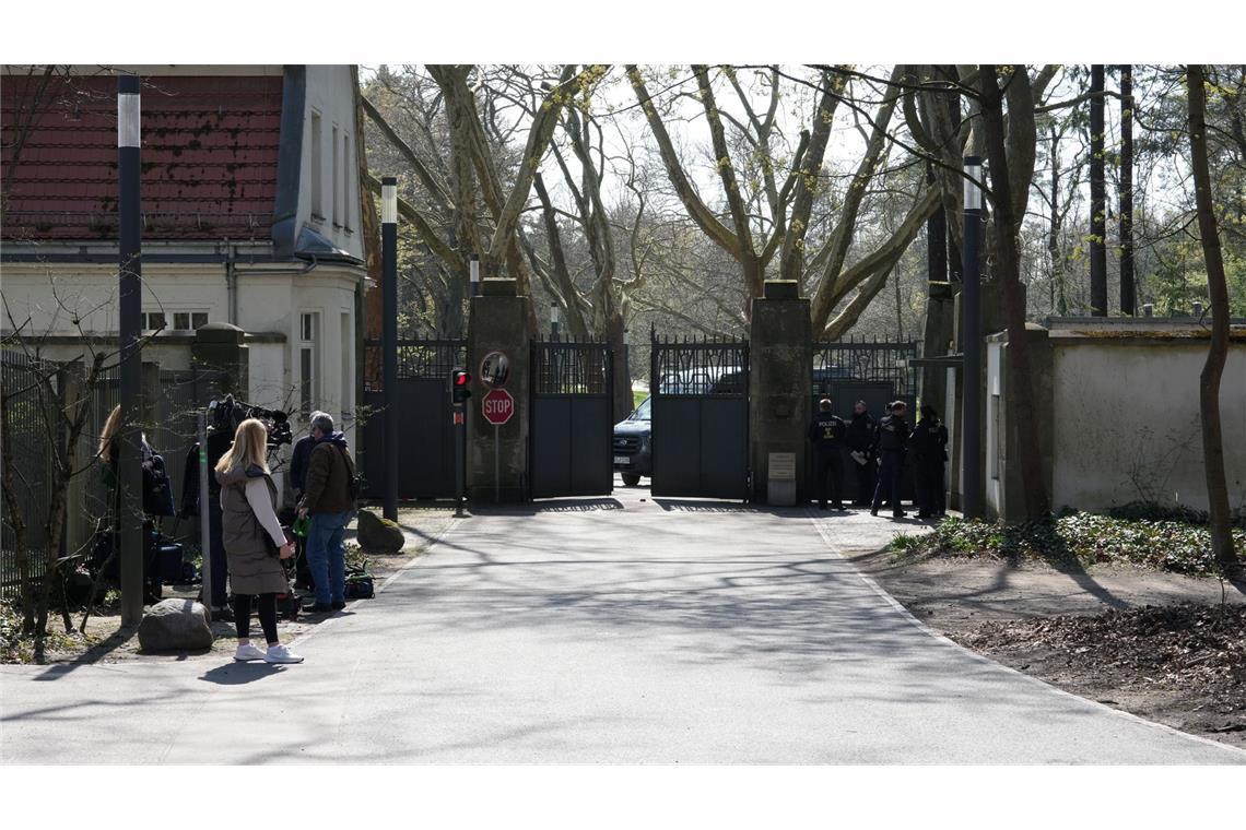 In der Villa Borsig am Tegeler See im Norden Berlins sollen die Spitzen der Koalition zu Beratungen zusammengekommen sein. Bestätigt wird das bisher nicht.