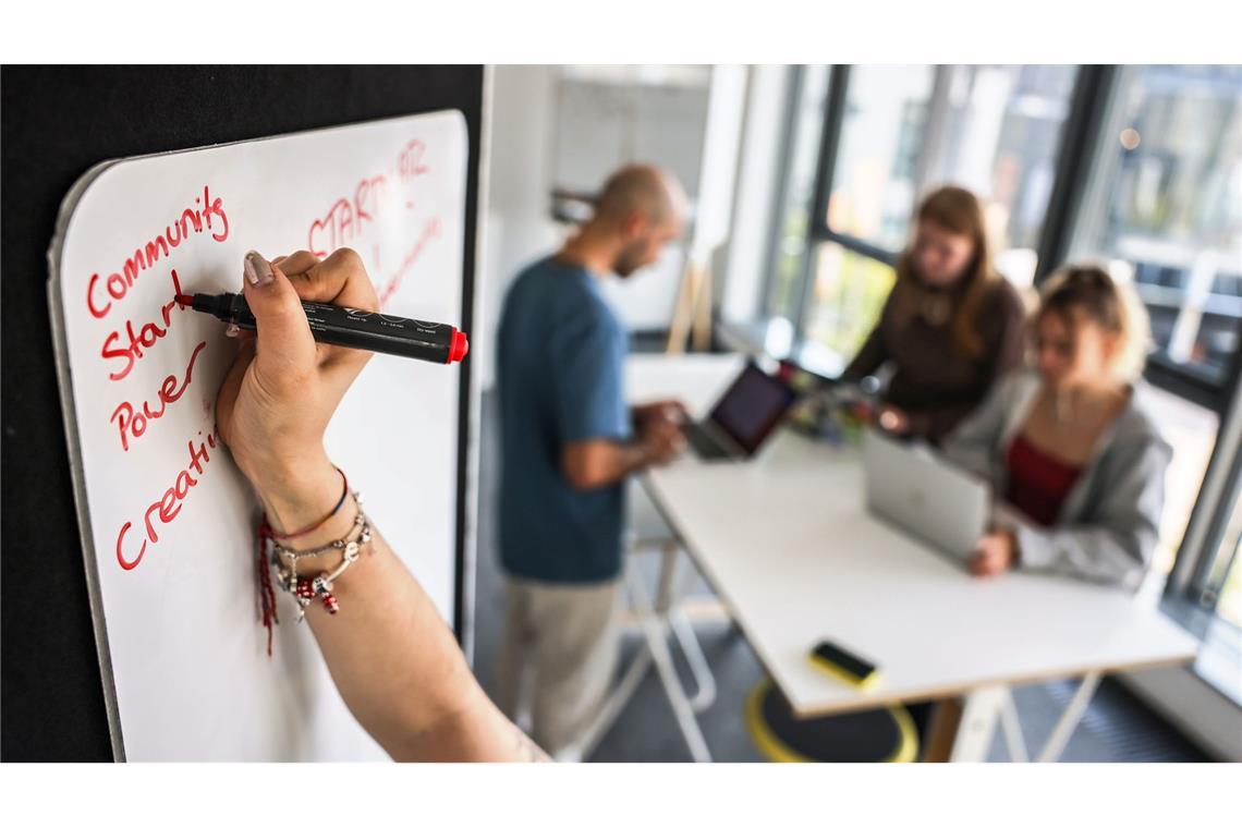 Stimmung bei Start-ups auf niedrigstem Wert seit Corona In der Wirtschaftskrise sparen etablierte Unternehmen - das trifft Start-ups. (Archivbild)