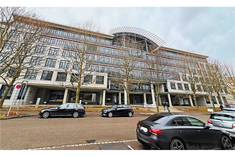 In diesem Bürogebäude in Weilimdorf könnte eine LEA eingerichtet werden.