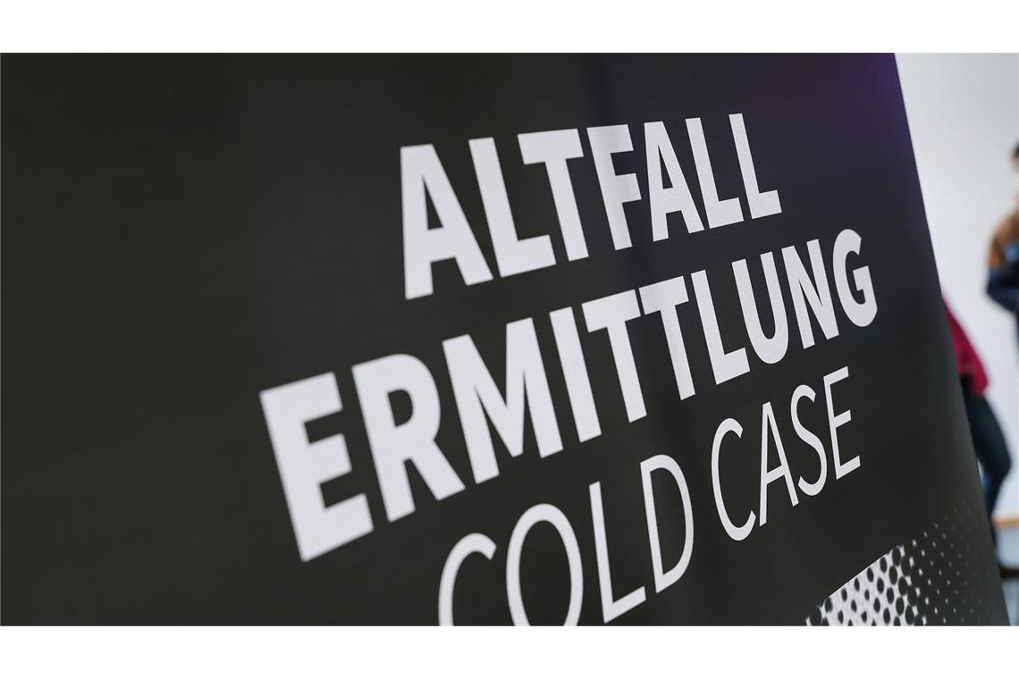In einem Cold-Case-Fall haben Ermittler einen Mann festgenommen, der vor 41 Jahren eine Frau getötet haben soll.