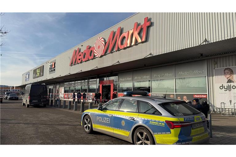 In einem Einkaufszentrum in Ulm ist es zu einem Messerangriff gekommen (Symbolbild).