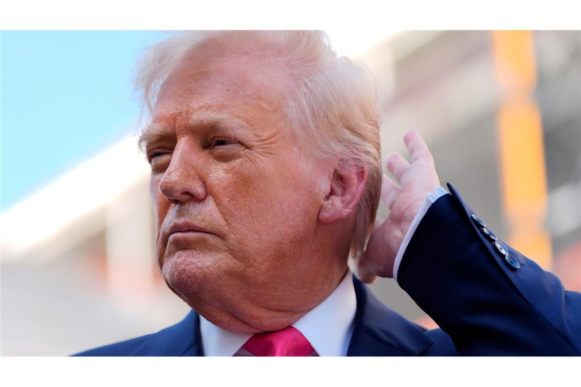 Unter Trumps Gürtellinie: "South Park" erzürnt Weißes Haus In einem Statement an mehrere US-Medien zeigte sich eine Sprecherin des Weißen Hauses erzürnt über eine Folge der US-Serie "South Park". Darin wird Trump parodiert.