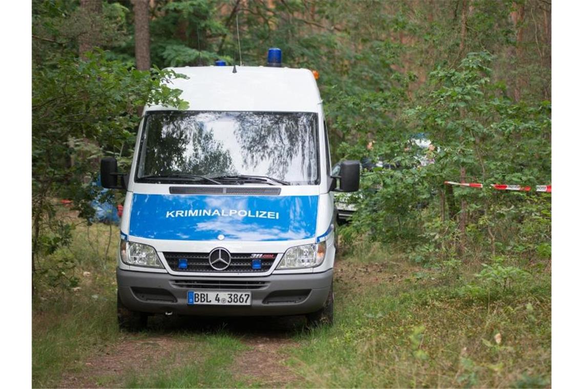 In einer Bunkeranlage in einem Waldstück bei Oranienburg wurde vor einer Woche eine Frauenleiche gefunden. Foto: Dennis Lloyd Brätsch/TNN/dpa