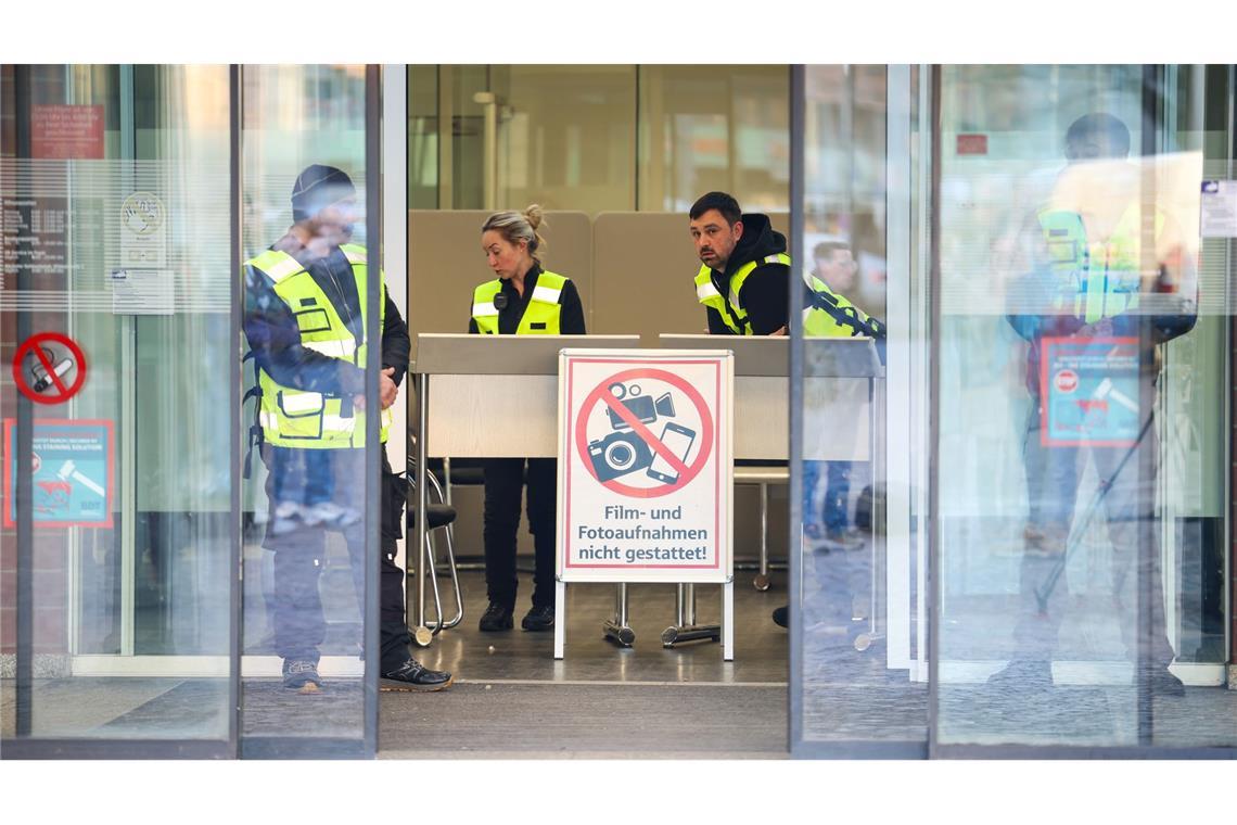 In einer neu eröffneten Service-Stelle will die Sparkasse vom Einbruch betroffene Kunden unterstützen