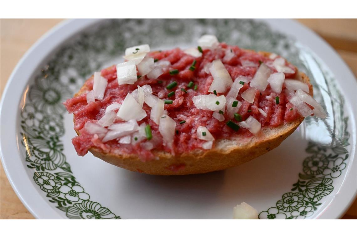 In einer Probe einer bei Penny vertriebenen Wurst wurden Salmonellen gefunden. (Symbolbild)