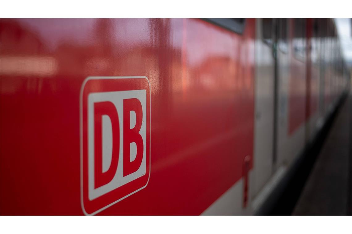 Mann greift Kinder in S-Bahn an – Zeugen gesucht
